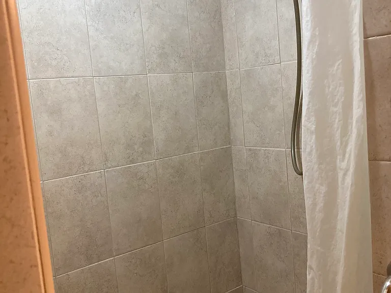 1522 Queen Palm Dr — Photo 2