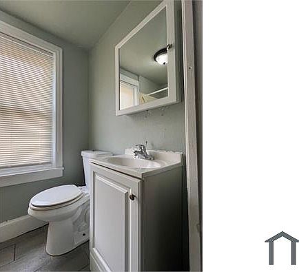 2nd image of 637 Cherry St Floor 2