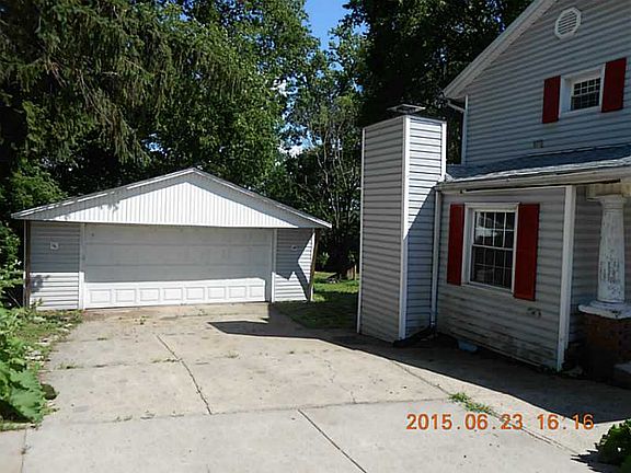 3rd image of 212 S Pike St