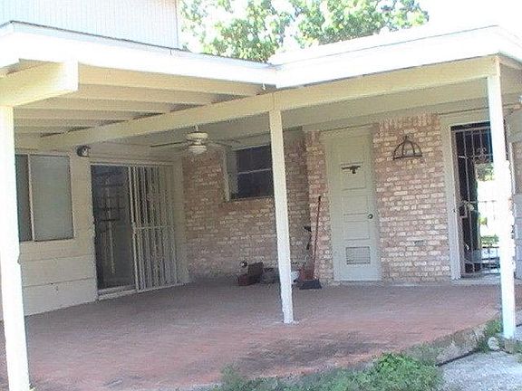 5th image of 327 Serenade Dr