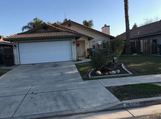 1855 Pyramid Ave, Tulare, CA 93274