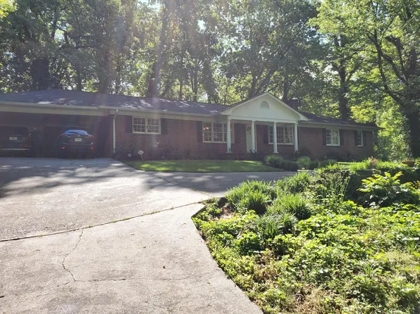4671 E Conway Dr NW, Sandy Springs, GA 30327