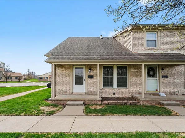 20036 Village Green Ct, Trenton, MI 48183