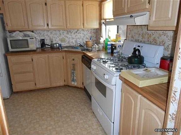 4th image of 1307 Canal Dr