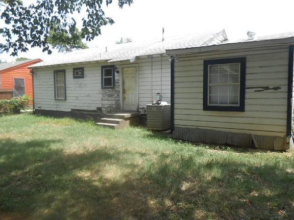 2nd image of 2913 Elsie Faye Heggins St