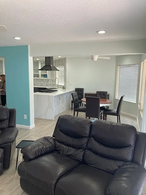 2900 Saint Andrews Dr — Photo 3
