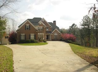 223 Laurel Lakes Dr, Carrollton, GA 30116
