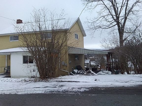 2nd image of 313 Miller St