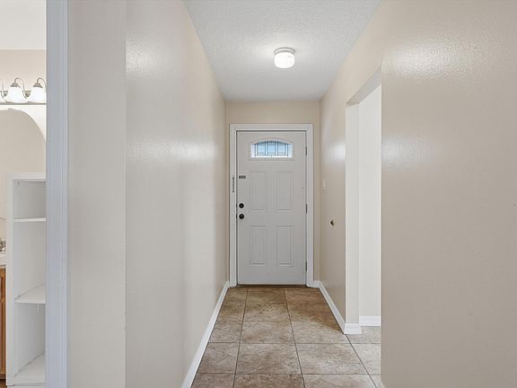 5th image of 10220 San Gabriel Rd NE
