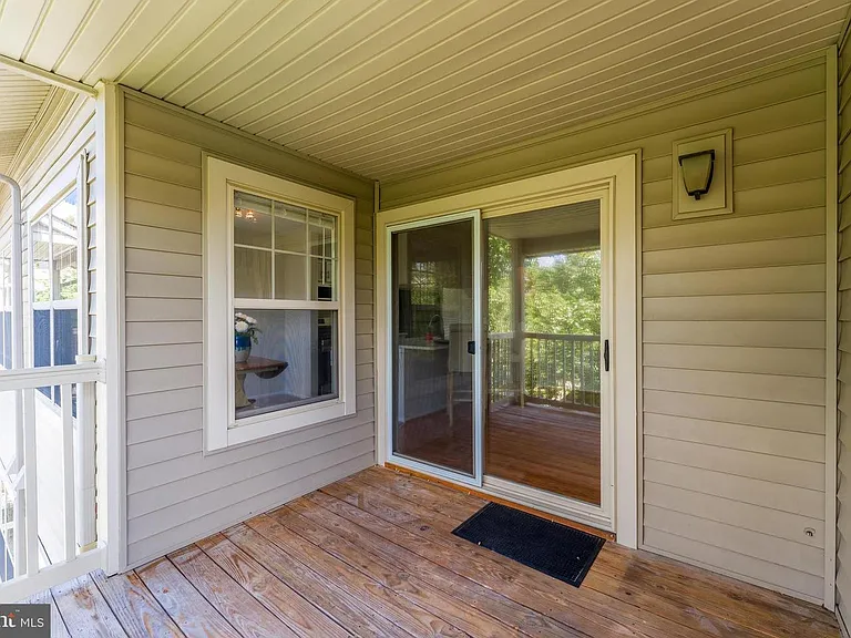 1717 Ascot Way #E — Photo 8
