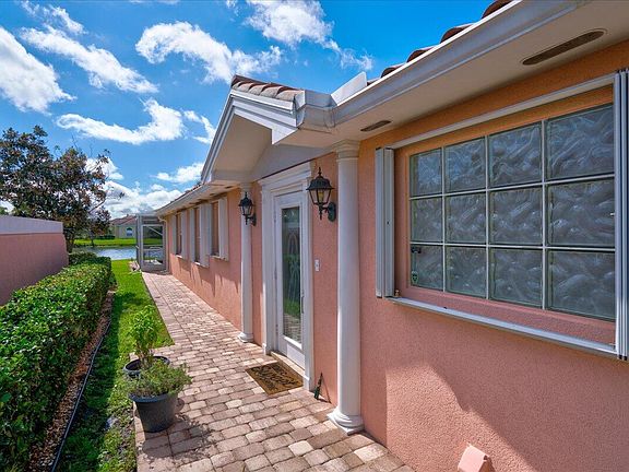 5th image of 10652 SW Hartwick Drive