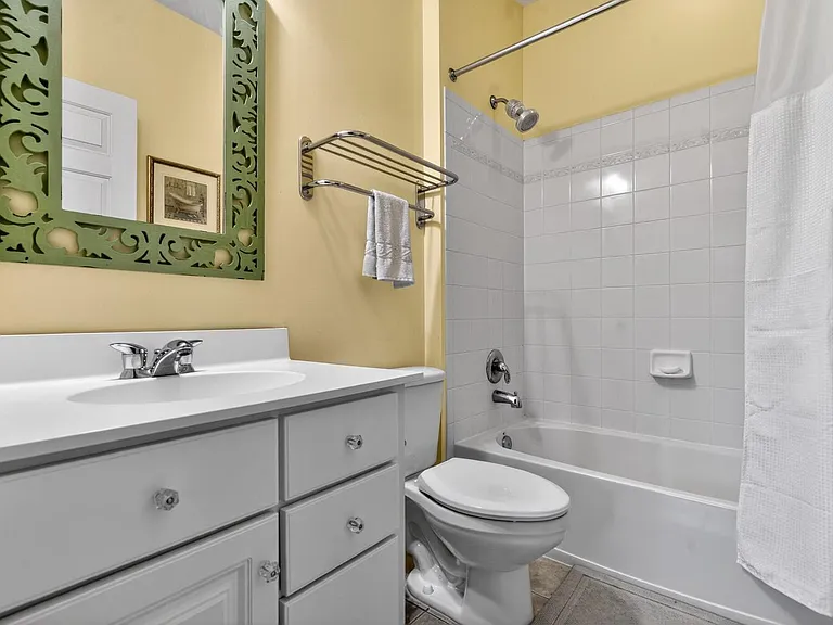 401 Hilton Head Ct — Photo 45