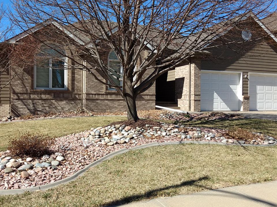 1st image of 4612 N 136th St #1