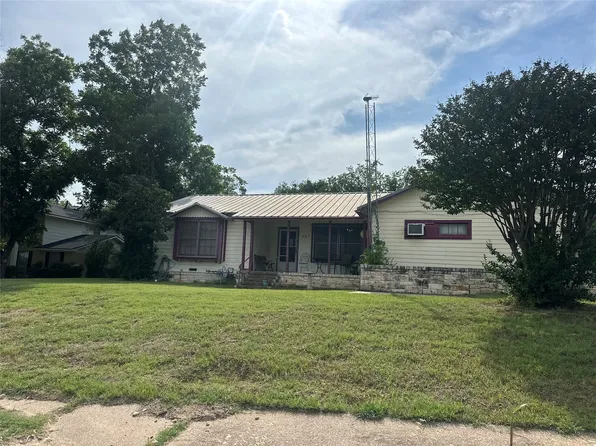 567 N Rice St, Hamilton, TX 76531