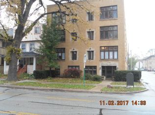 1136 Ontario St APT 1C, Oak Park, IL 60302