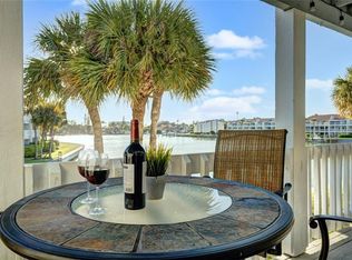 12200 2nd St E #606, Treasure Island, FL 33706