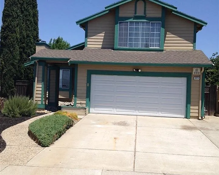2974 Honeysuckle Cir — Photo 1