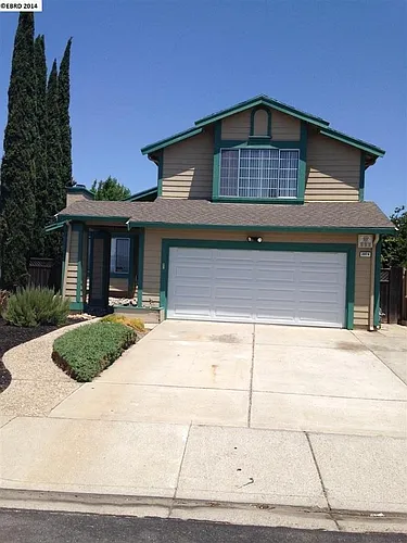 2974 Honeysuckle Cir Photo 1 2974 Honeysuckle Cir Photo 1