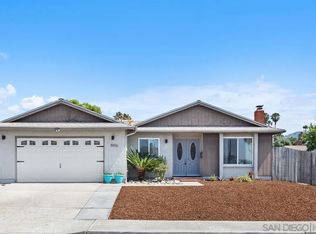 9956 Via Debbie, Santee, CA 92071
