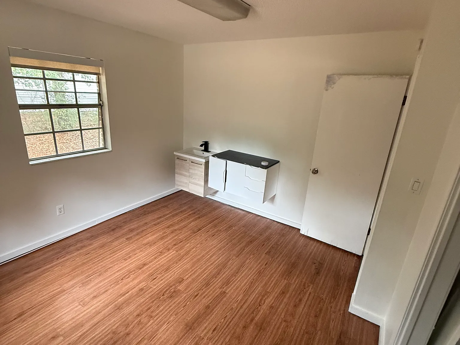 2 bed, 1000 sqft, $1,975 — Photo 1
