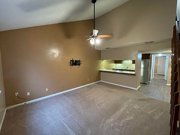 3rd image of 2145 Sandpiper St