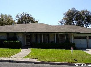 5930 Windhaven Dr, Windcrest, TX 78239