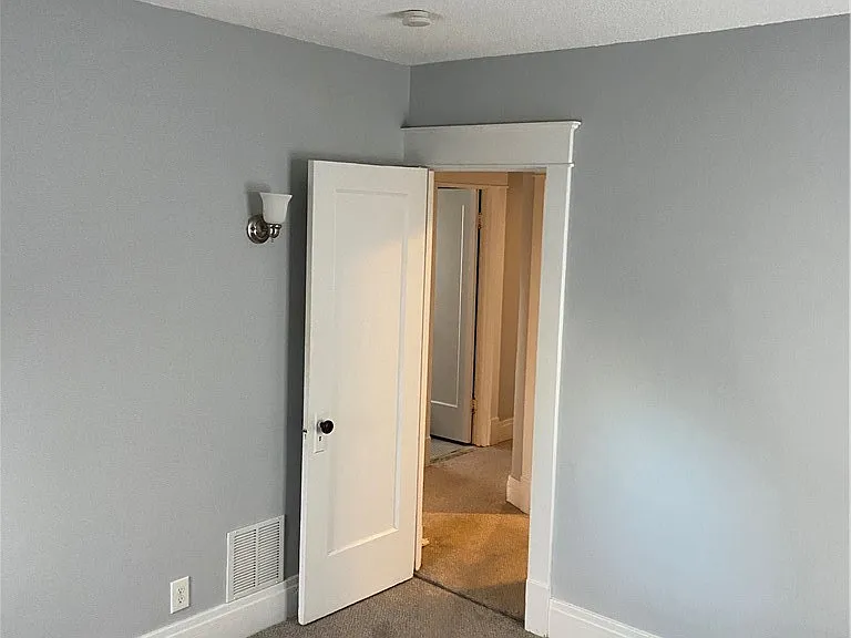 15 Stratford Rd — Photo 13