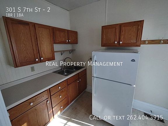 2nd image of 301 S 7th St APT 2