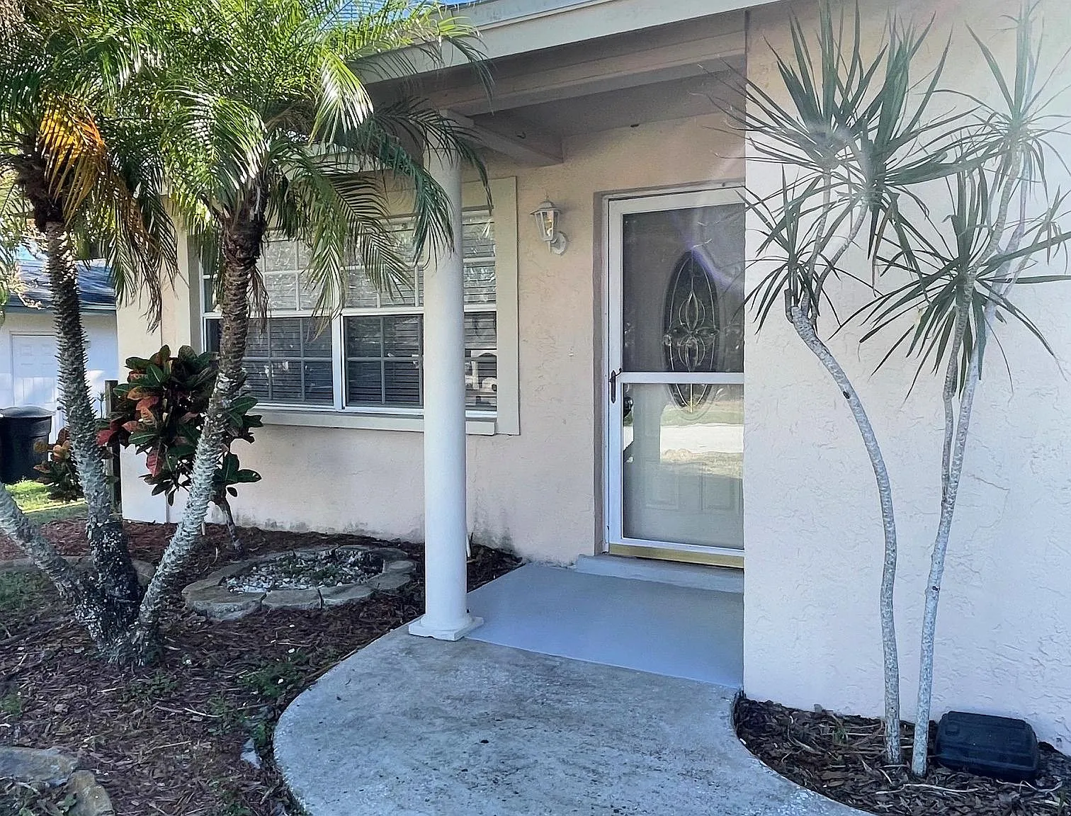 2 bed, 1032 sqft, $1,850 — Photo 2