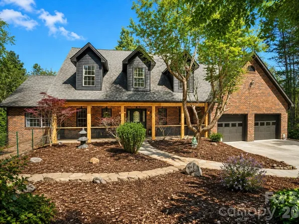 4005 Little River Rd, Hendersonville, NC 28739