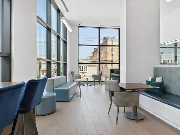 1046 Broadway image 8 of 9