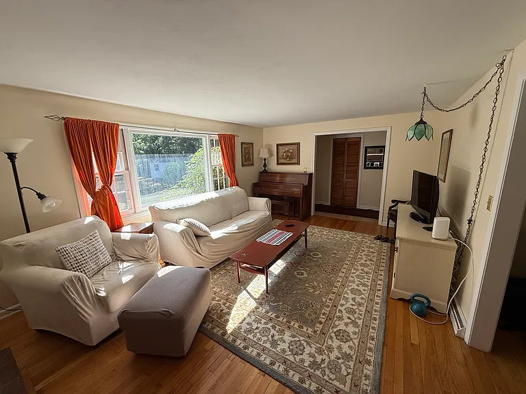 475 Saw Mill Rd — Photo 20