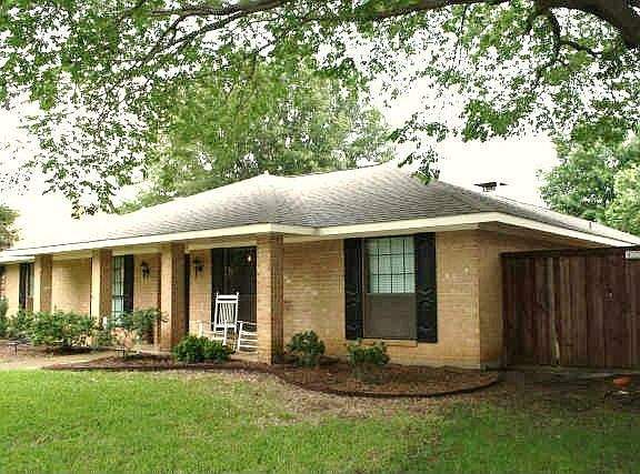 2nd image of 1419 Wood Creek Dr
