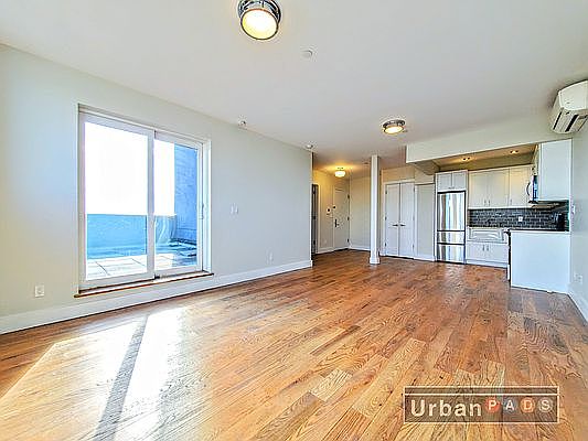 3rd image of 1080 Rogers Ave #A