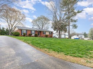 905 Tait St, Lincolnton, NC 28092
