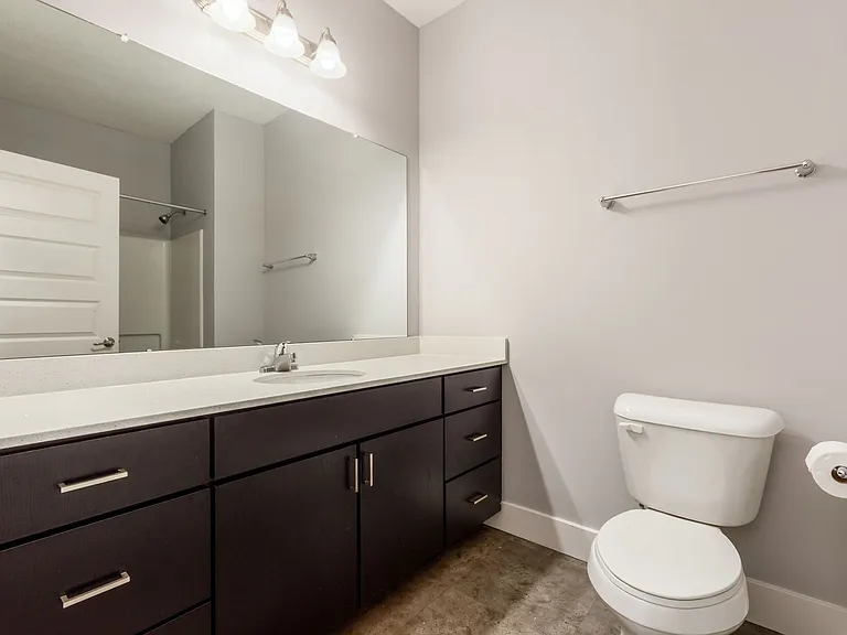 Avery Pointe — Photo 14