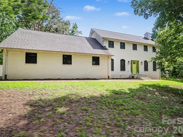 227 Dileen Dr, Concord, NC 28025