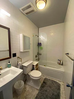 Rented by REAL New York | media 15