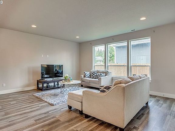 4th image of 4304 NE 56th St