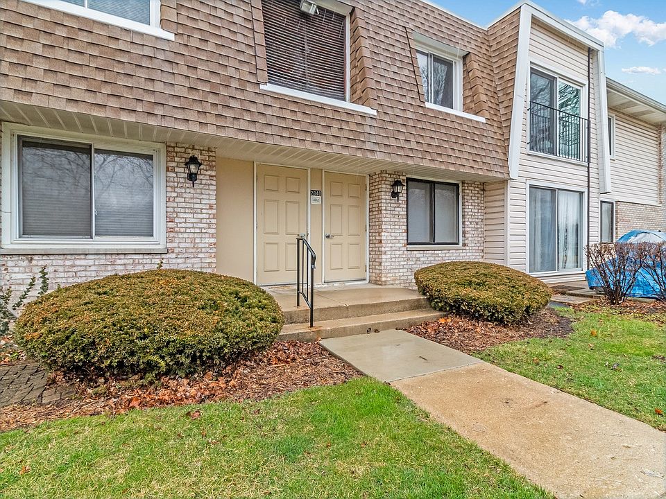 1st image of 2840 Mitchell Dr APT 7