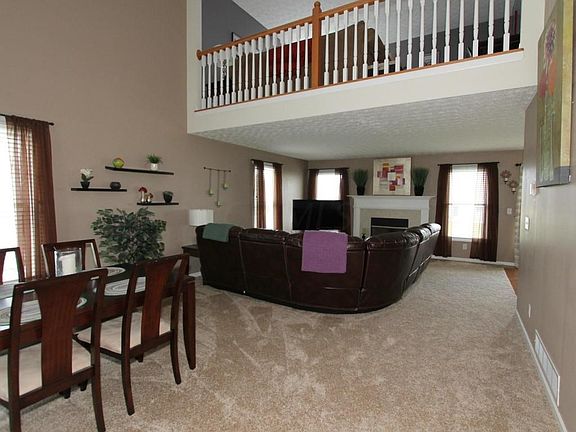 3rd image of 561 Hunnicut Dr