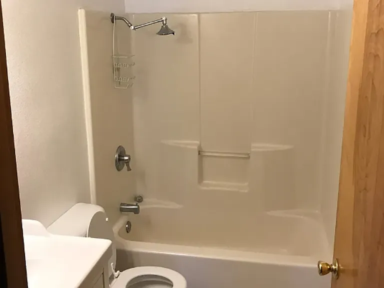 1548 SW Metolius Ave — Photo 7