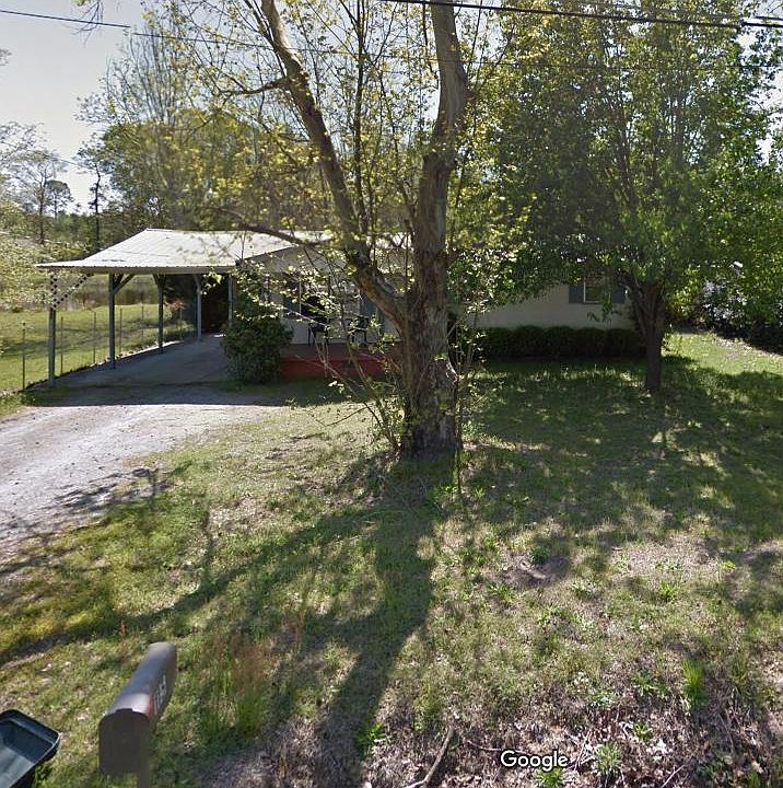 1st image of 115 Larsen St