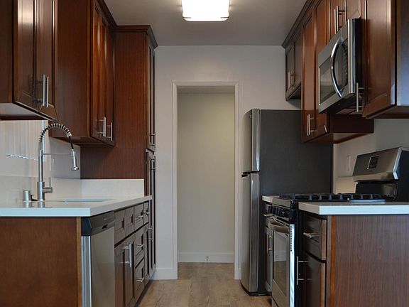 5th image of 3444 Keystone Ave #1