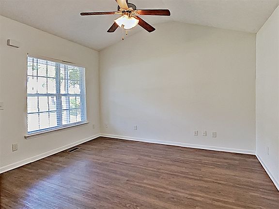 4th image of 410 Anthony Branch Dr