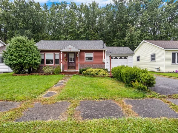 415 McGuire St, Oneida, NY 13421
