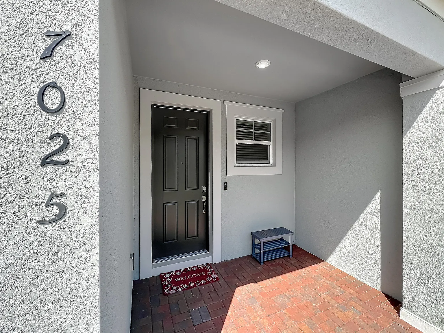 3 bed, 2024 sqft, $2,900 — Photo 2