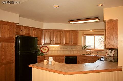 4th image of 1255 Honeysuckle Ct