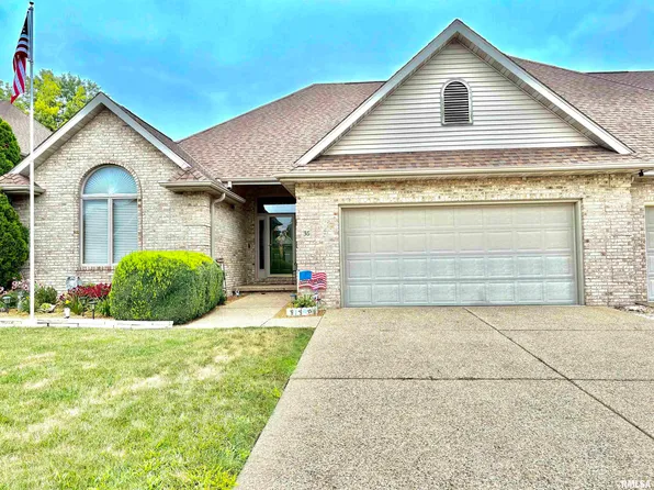 36 Applebee Farms Dr, Jacksonville, IL 62650