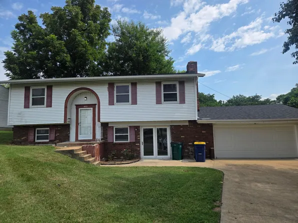 953 E 1st St, Washington, MO 63090